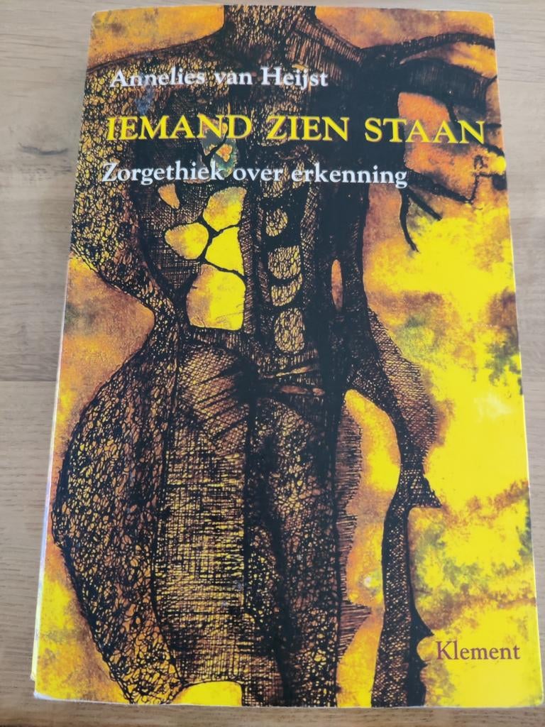 Annelies van Heijst - Iemand zien staan, Ophalen