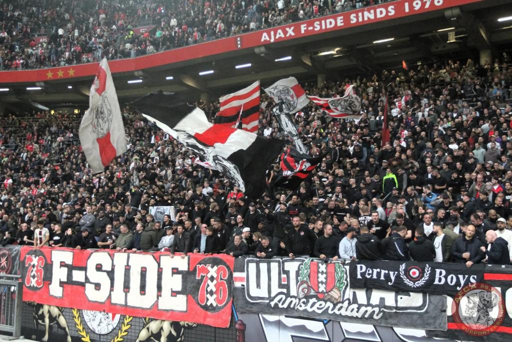 F-Side seizoenskaart gezocht, Seizoenskaart, Eén persoon, Mei