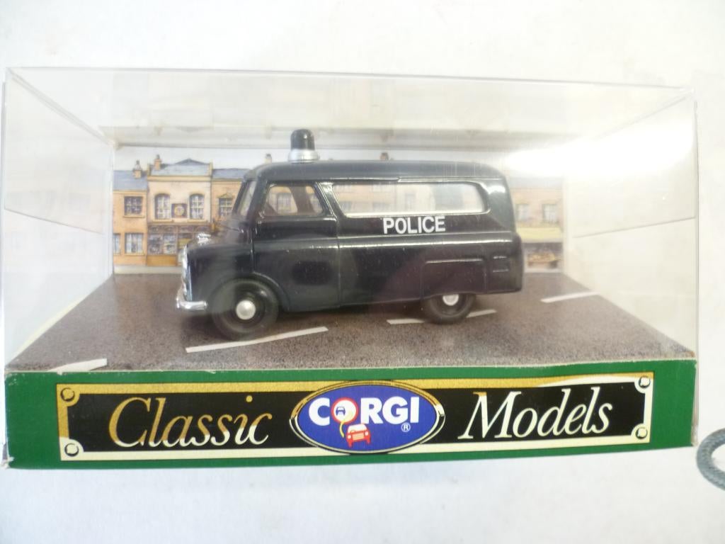 Corgi Toys Classic Models 1989 D981 Bedford CA Police 1:43, Ophalen of Verzenden, Nieuw, Auto, Corgi