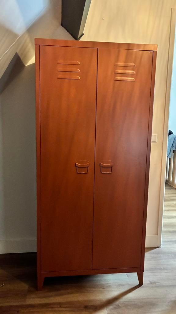 Lockerkast bruin, Ophalen, Zo goed als nieuw, 25 tot 50 cm, 150 tot 200 cm