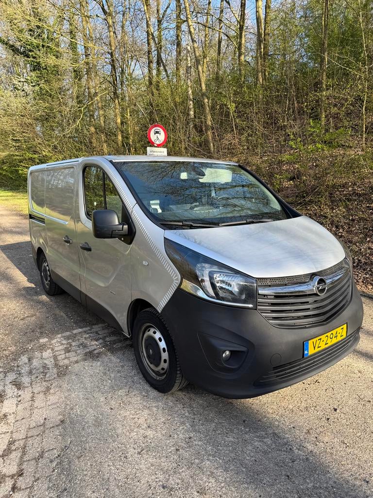 Complete en nette bedrijfswagen (euro 6) – direct inzetbaar, Auto's, Voorwielaandrijving, 4 cilinders, Origineel Nederlands, 2 stoelen