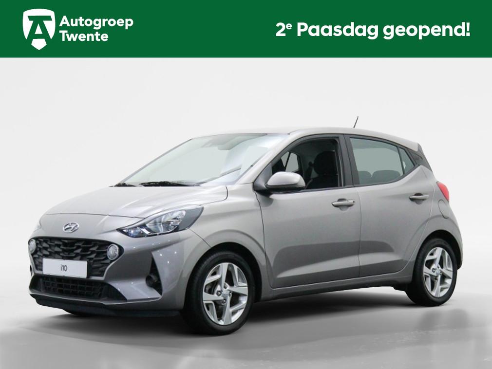 Hyundai i10 1.2 AUTOMAAT | 15" LMV | Airco | Parkeersensoren, Stof, Gebruikt, Zwart, 4 stoelen