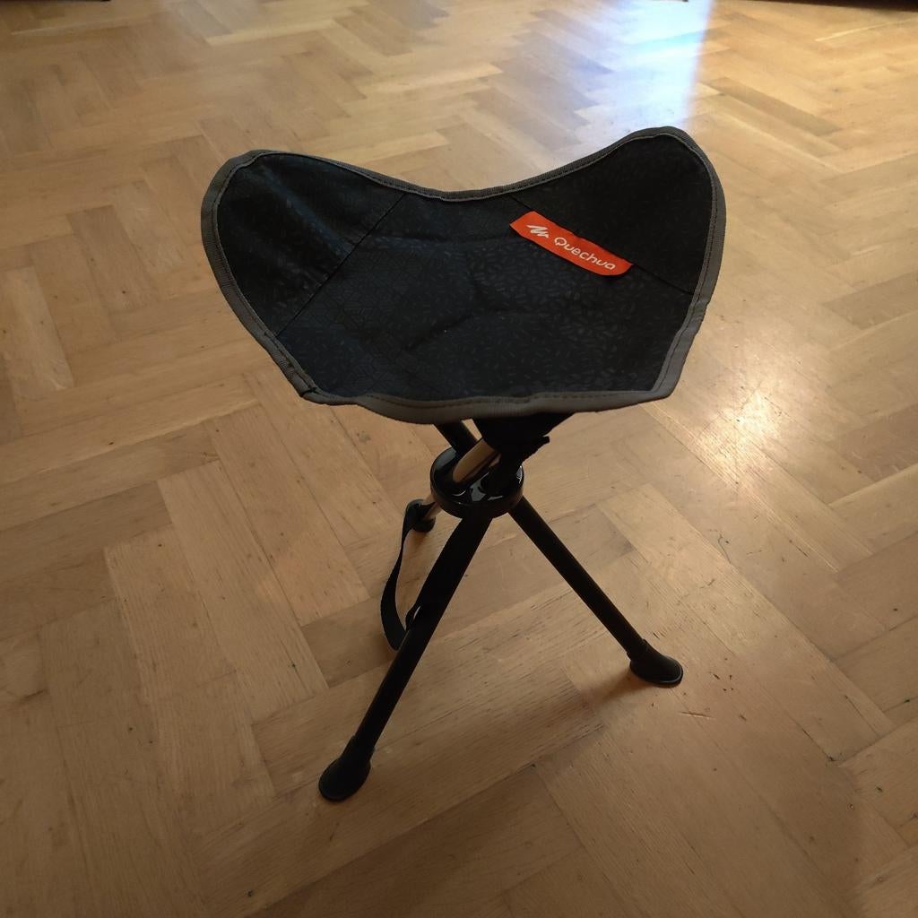 Quechua Inklapbaar Camping Krukje / Driepoot Stoeltje, Ophalen of Verzenden, Gebruikt, Campingstoel