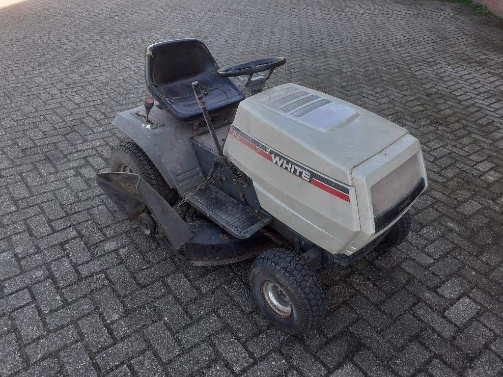 White LT-12 zitmaaier, 12.5 pk B&S motor, 96 cm, Opknapper, Tuin en Terras, Ophalen, Gebruikt