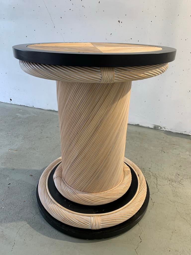 Manou mooie tafel, evt met glazenplaat 1,50 erop, Ophalen of Verzenden