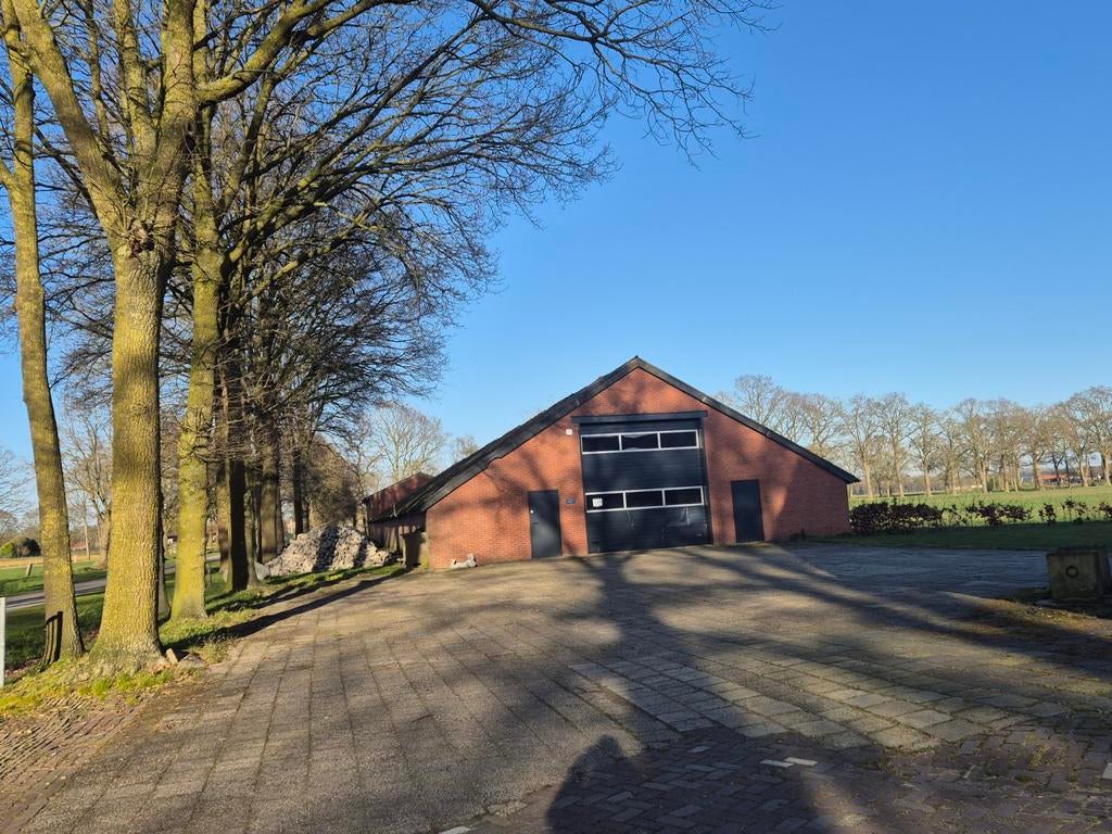 Grote schuur te huur 750m²