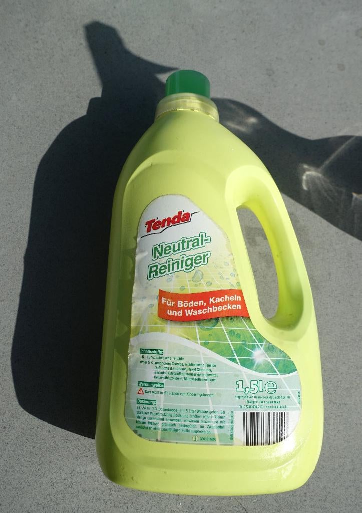 allesreiniger 1,5 L - € 1,00 per flacon op=op !, Ophalen, Schoonmaakmiddel