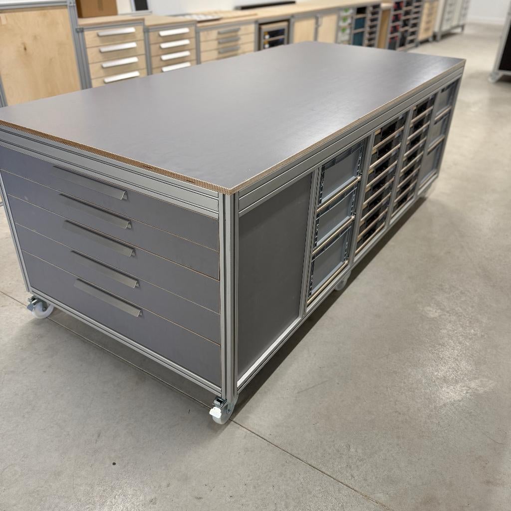 Maatwerk werkplaatsinrichting werkbank garage werktafels, Ophalen of Verzenden, Nieuw, 170 cm of meer