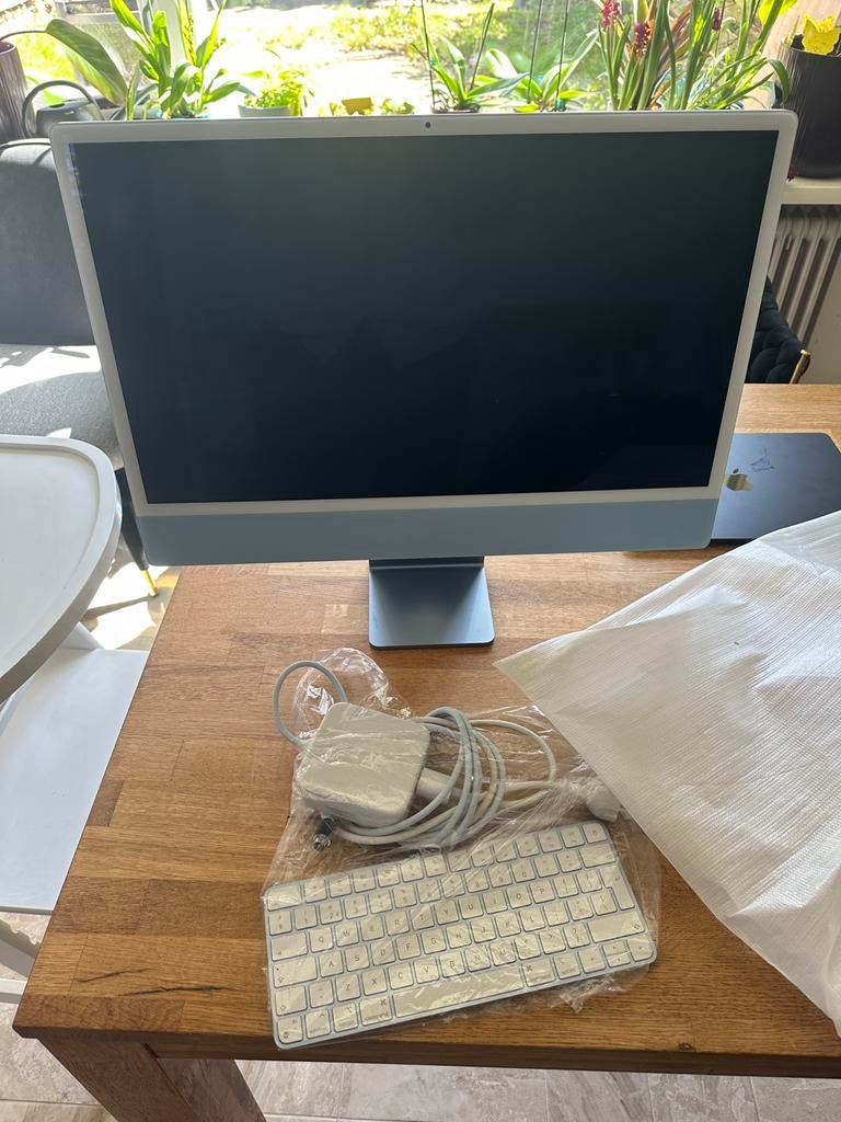 iMac M1 24 inch 8GB, 1TB SSD Blauw met Bon, Computers en Software, Apple Desktops, SSD, IMac, Ophalen of Verzenden, Zo goed als nieuw