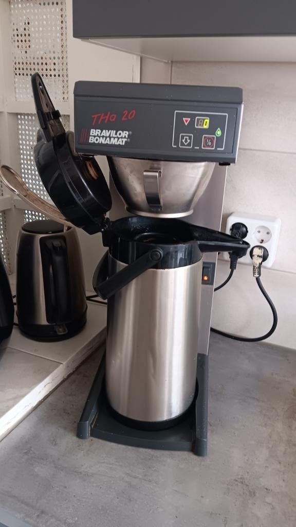Bravilor bonamat THA 20., Ophalen, Gebruikt, Koffiemachine, Gemalen koffie