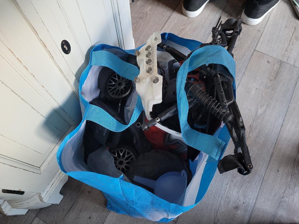 Rc car, Hobby en Vrije tijd, Ophalen, Gebruikt, Auto offroad, Nitro