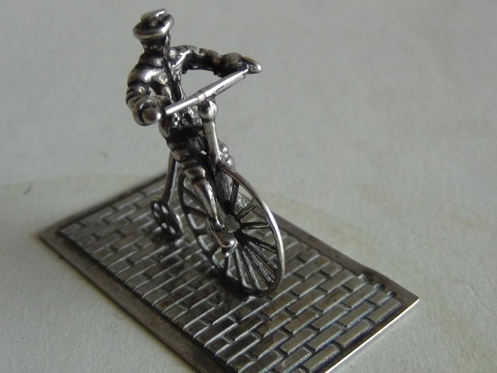 Miniatuur zilver Ej18 fiets velocipede zilveren miniaturen, Verzenden, Zilver