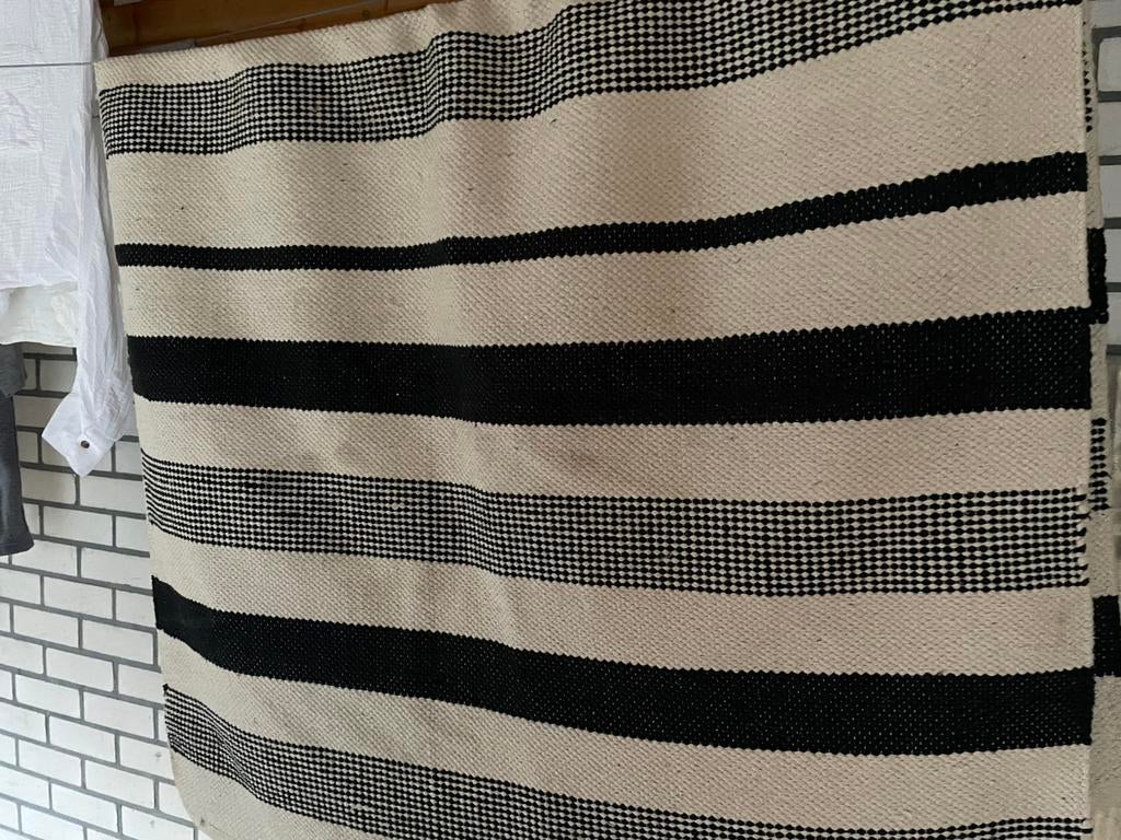 Mooi vloerkleed!, Ophalen, 100 tot 150 cm, Beige, Zo goed als nieuw