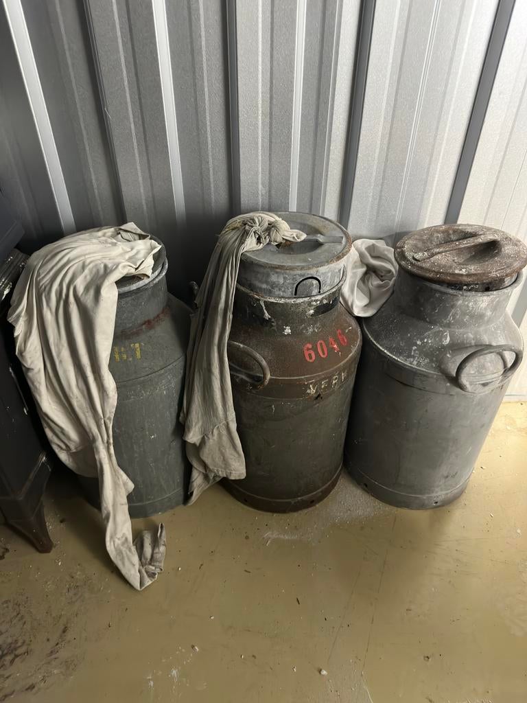 Melkbus carbid schieten, Ophalen, Zo goed als nieuw