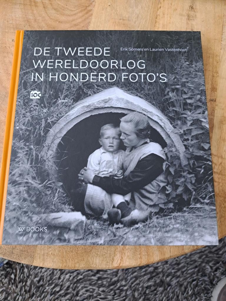 De Tweede Wereldoorlog in honderd foto's, Ophalen of Verzenden, Tweede Wereldoorlog, Gelezen