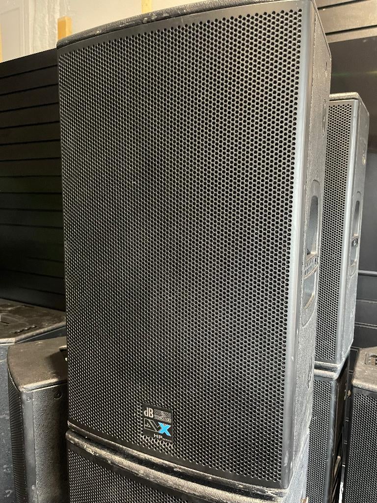 6x dB Technologies DVX-D12 speakers, Gebruikt, Minder dan 60 watt, Front, Rear of Stereo speakers, Ophalen