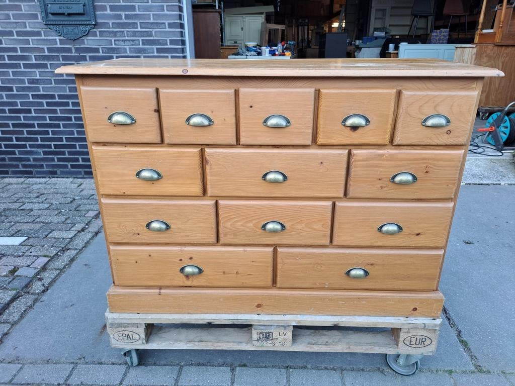 Grenen ladekast messing schelp greep commode