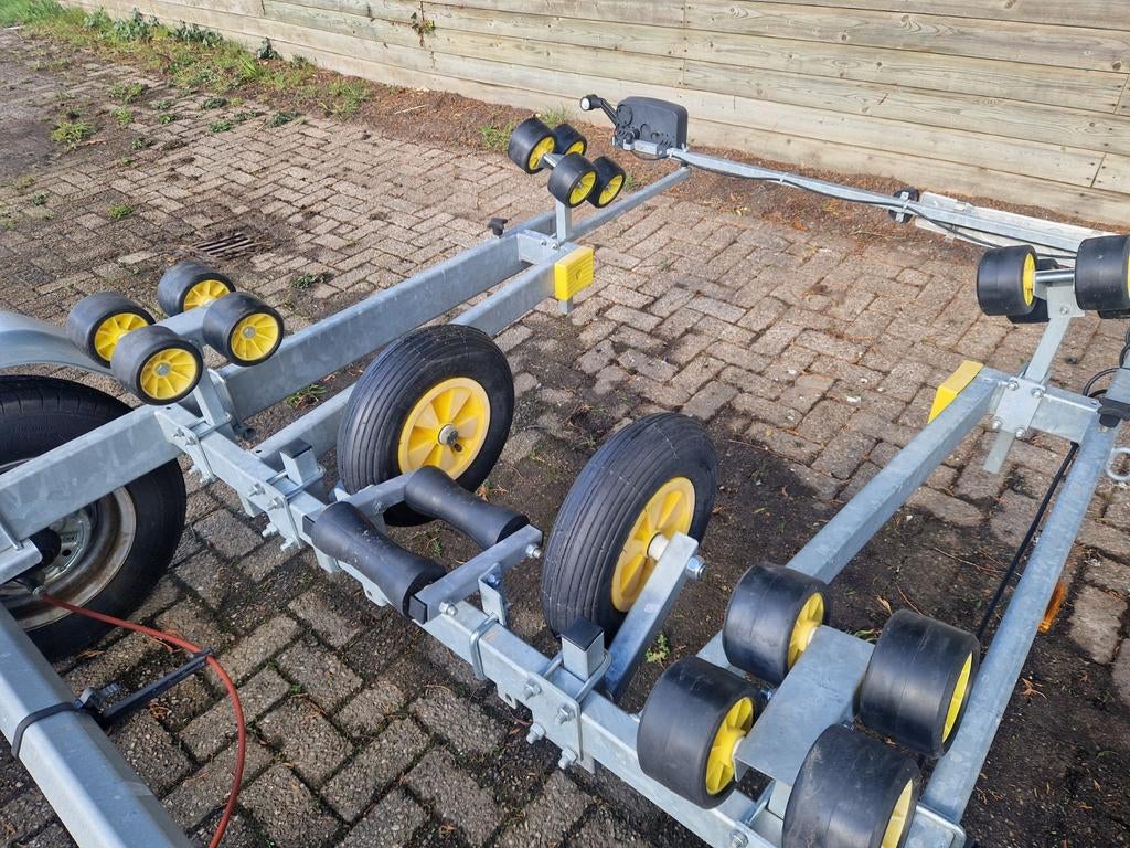 Pega VB liner type VB 2000/675 bun uitvoering in nieuwstaat, Watersport en Boten, Boottrailers, Minder dan 1500 kg, Sloepentrailer