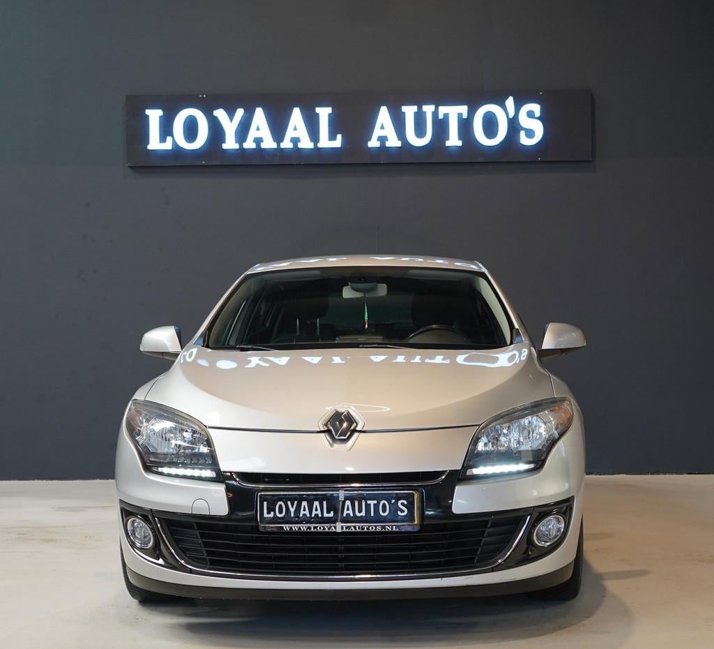 Renault Mégane 1.2 TCe Authentique | NAVI | CRUISE | AIRCO, Voorwielaandrijving, Euro 5, Stof, Gebruikt