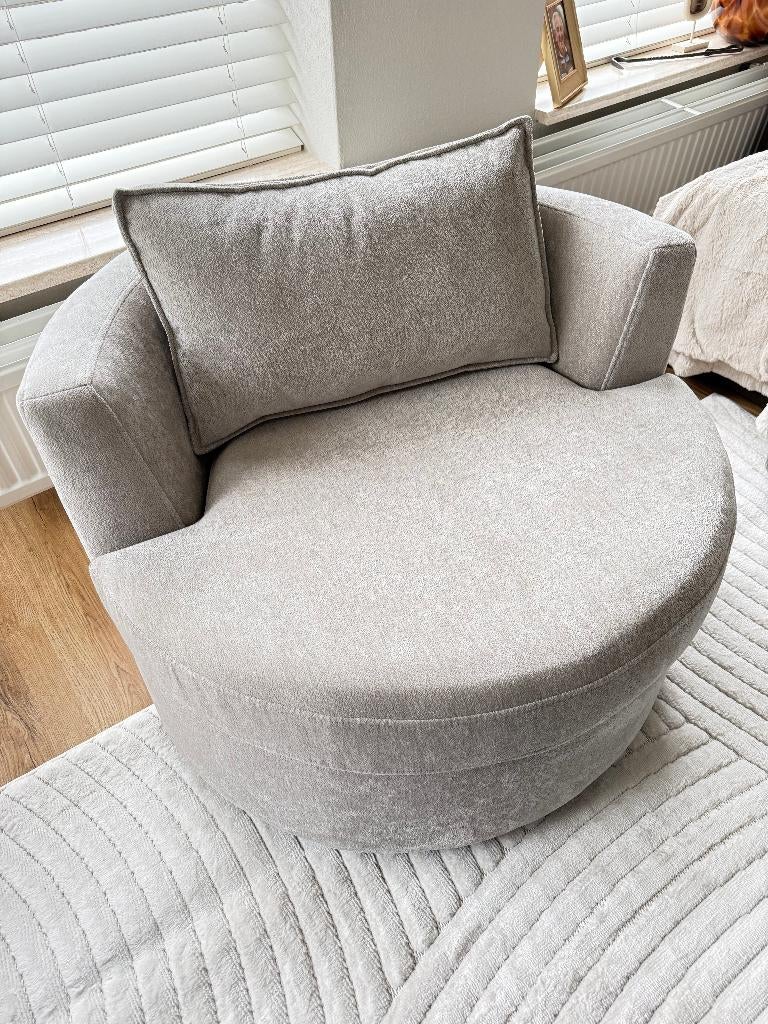 Nieuwe draaifauteuil, Ophalen, Nieuw, Minder dan 75 cm, 75 tot 100 cm