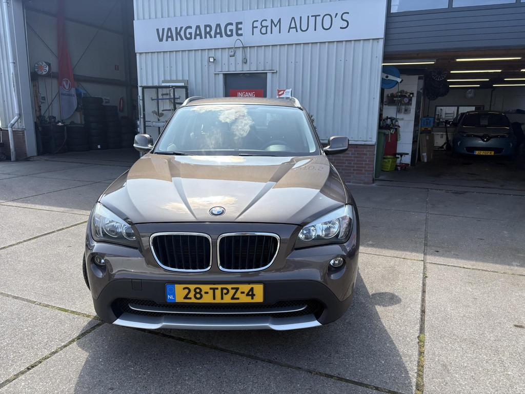 BMW X1 sDrive18i Executive, Auto's, X1, Euro 5, 4 cilinders, Parkeersensor