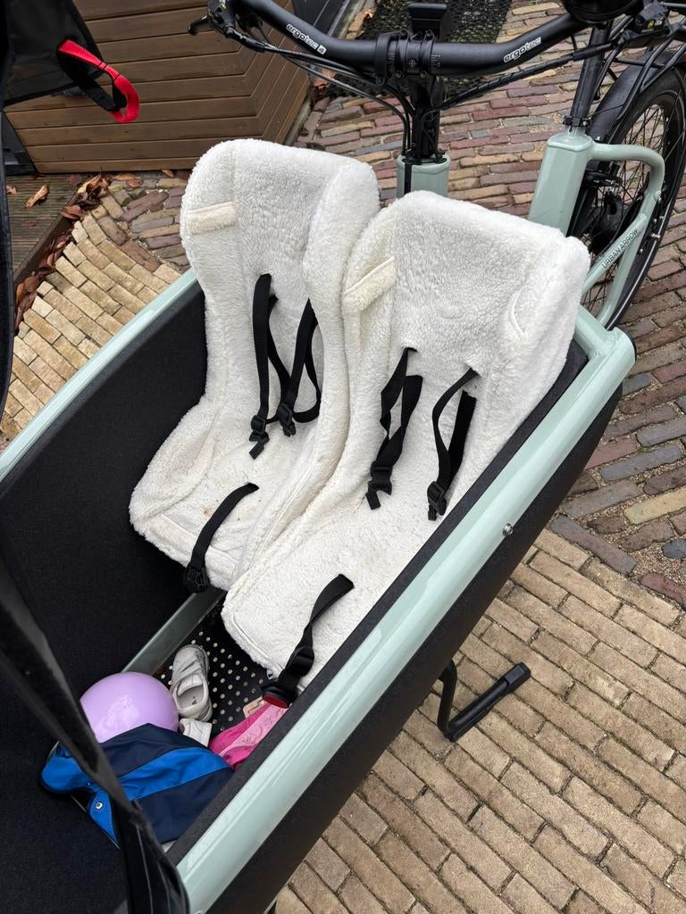 Melia babyschalen 2 stuks voor bakfiets | Urba Arrow, Fietsen en Brommers, Fietsaccessoires | Fietsstoeltjes, Ophalen, Zo goed als nieuw