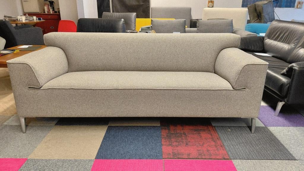 Pode Edit | 3 Zits | Refurbished | Grijs, Leolux, Info@andriesign.nl, Driepersoons, 75 tot 100 cm