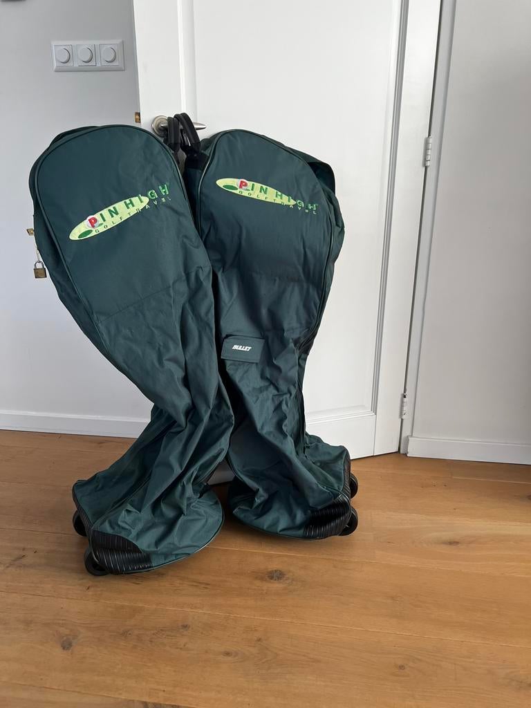 2 reistassen golf Bullet, Ophalen of Verzenden, Zo goed als nieuw, Tas