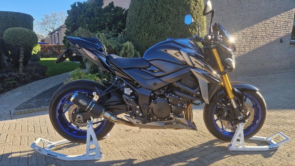 Suzuki GSX-S750 2021 - Nieuwstaat, 2169 km,, Motoren, 750 cc, 4 cilinders, Particulier, Naked bike