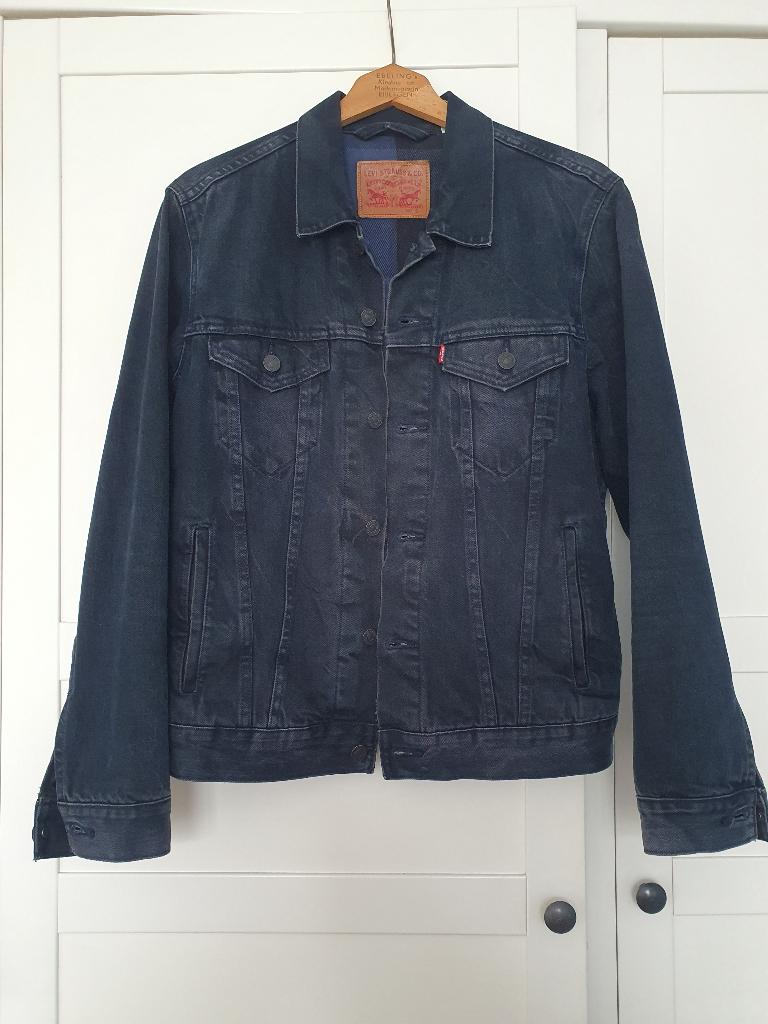 Levi's Trucker Jacket donkerblauw maat S ZGAN, Blauw, Ophalen of Verzenden, Zo goed als nieuw, Levi’s