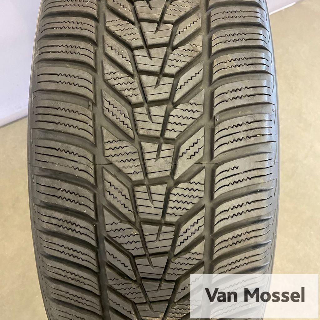 Hankook Winter I Cept Evo 3 X 225/55/R19 99H, 19 inch, Gebruikt, -, -