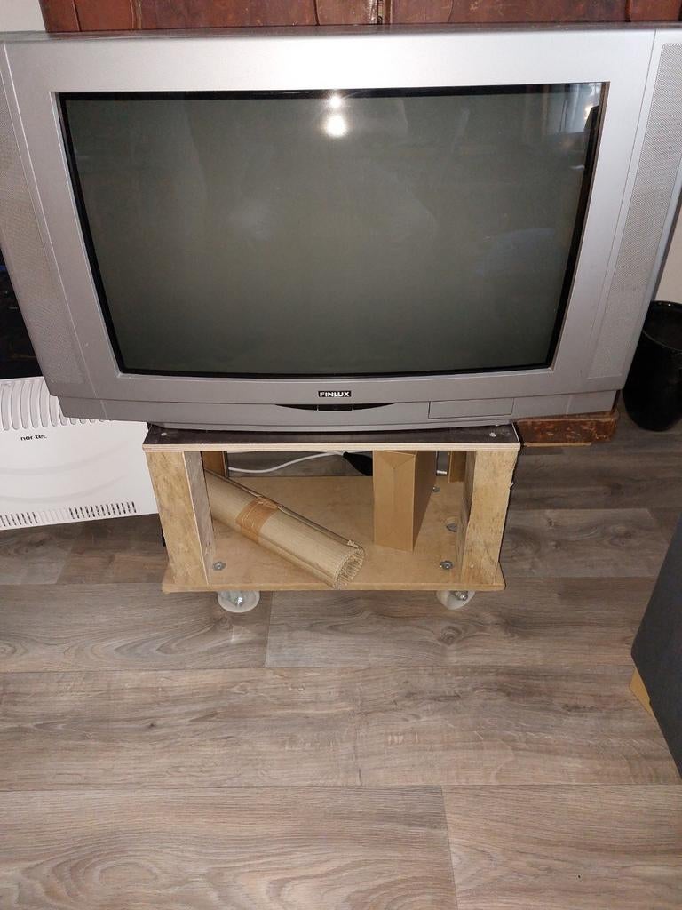 Vintage Beeldbuis TV - Finlux, Audio, Tv en Foto, Vintage Televisies, Gebruikt, 60 tot 80 cm, Ophalen of Verzenden