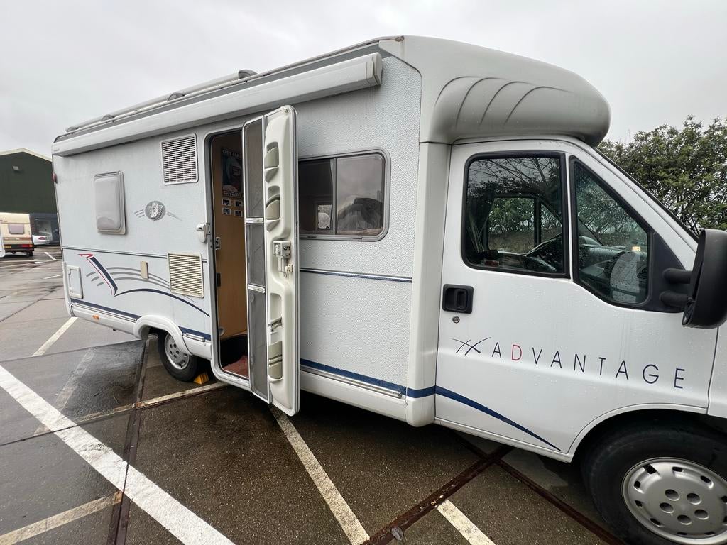 Dethleffs T6501 Fiat Ducato Camper - goed onderhouden!, Caravans en Kamperen, Campers, Ringverwarming, Fiat, Particulier, Half-integraal