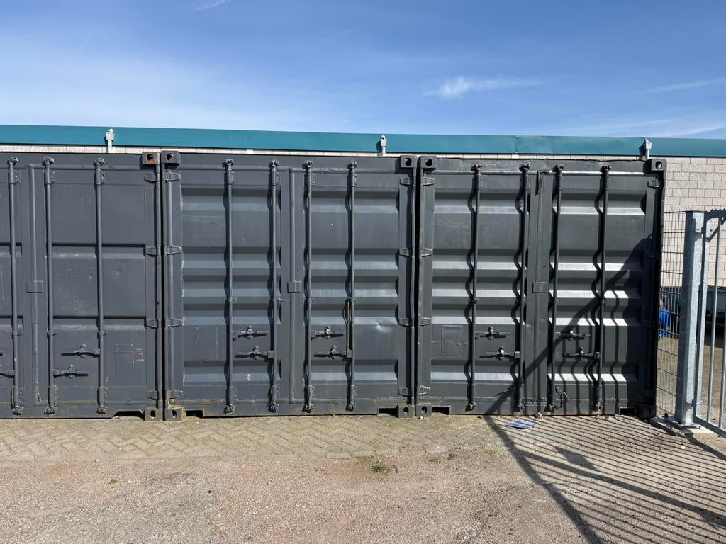 Zeecontainer met stroom en licht TE HUUR, Doe-het-zelf en Verbouw, Overige Doe-het-zelf en Verbouw, Gebruikt, Ophalen