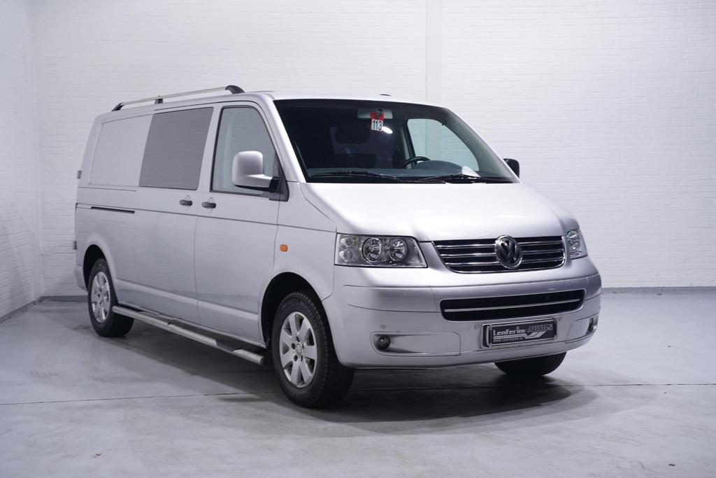 Volkswagen Transporter 2.5 TDI 130pk lwb dubbele cabine Silv, Auto's, Bestelauto's, Voorwielaandrijving, Stof, Gebruikt, Volkswagen