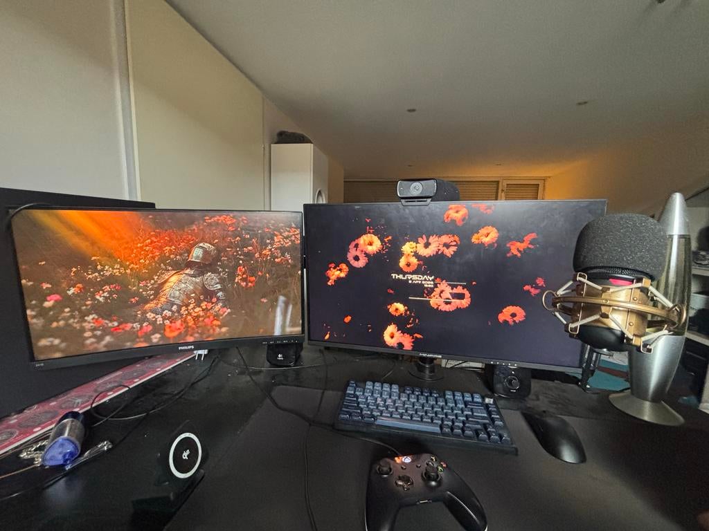 Complete Gaming PC Setup met Dubbele Monitor en Accessoires, Computers en Software, Desktop Pc's, Ophalen, Zo goed als nieuw, Gaming