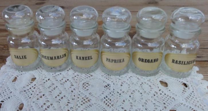 6 Vintage AVON kruiden potjes, Huis en Inrichting, Keuken | Keukenbenodigdheden, Zo goed als nieuw, Ophalen of Verzenden