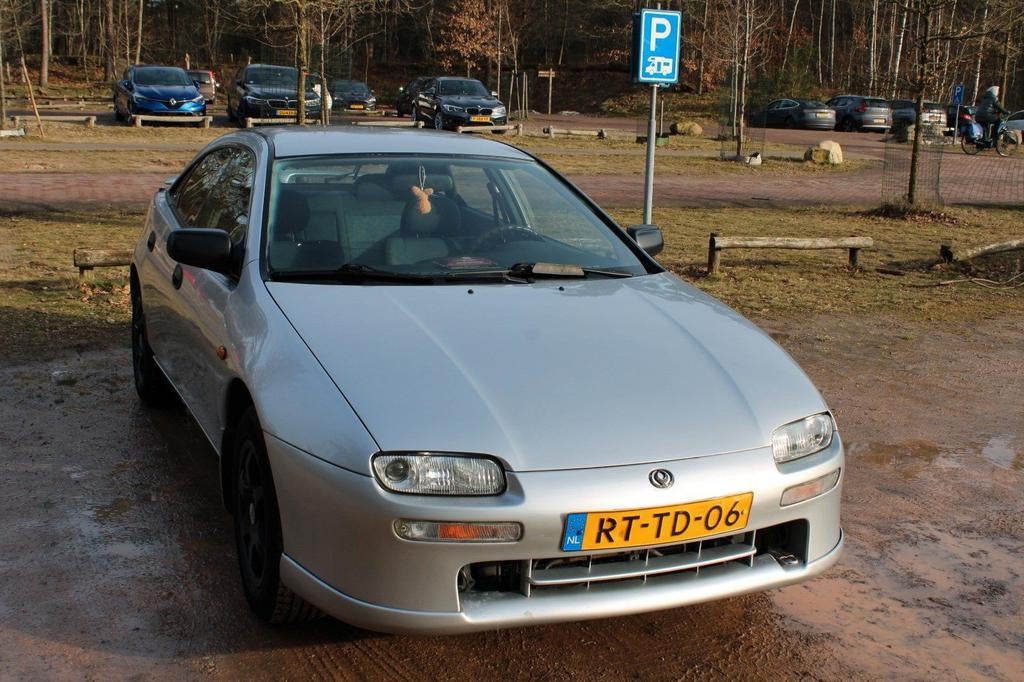Mazda 323 1.8 F GLX 1997 Grijs, Voorwielaandrijving, 4 cilinders, Origineel Nederlands, 1200 kg