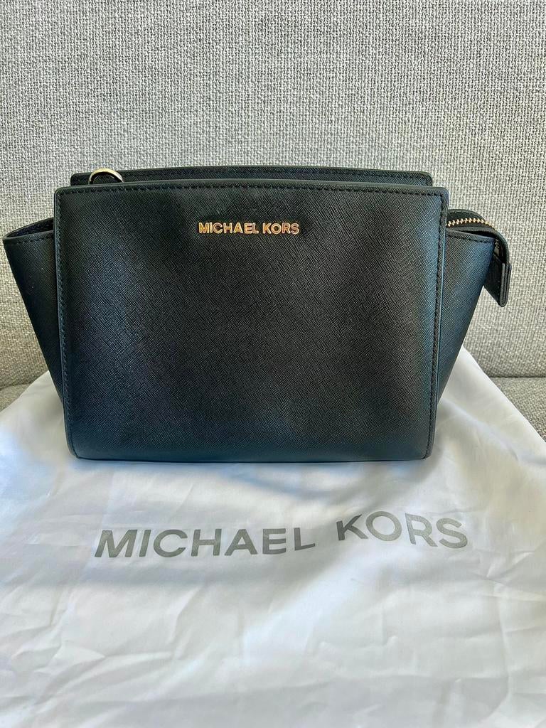 Zwarte Michael Kors Selma tas, Sieraden, Tassen en Uiterlijk, Tassen | Damestassen, Ophalen of Verzenden, Zo goed als nieuw, Zwart