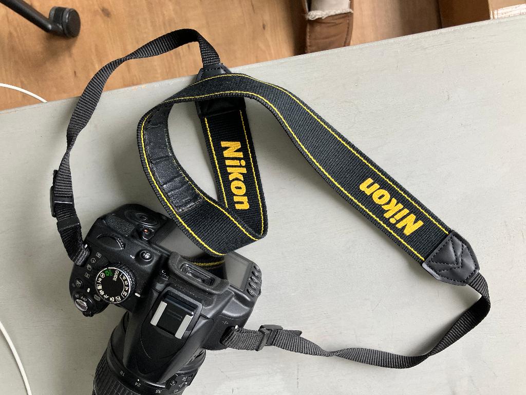 Nikon d3100 incl lens af-s Nikor 18-55, Spiegelreflex, Ophalen of Verzenden, Zo goed als nieuw, Nikon