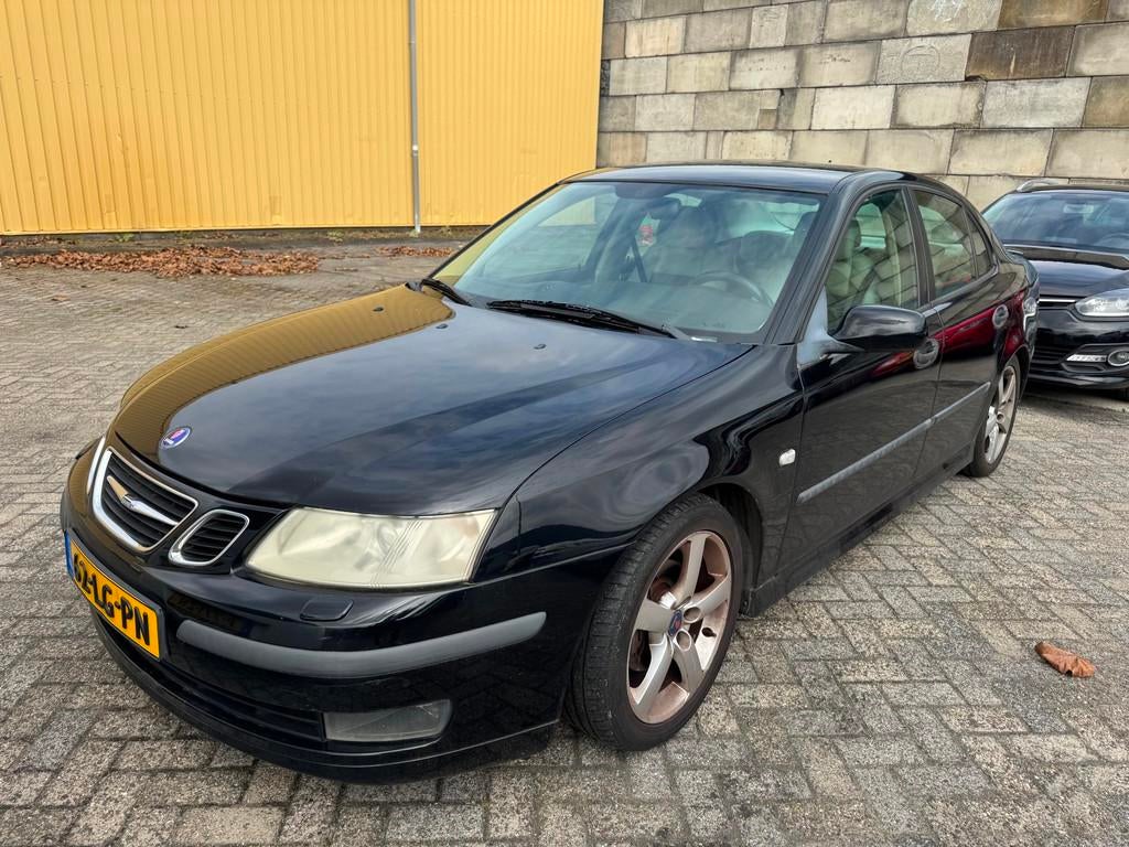 Saab 9-3 Sport Sedan 2.0t Vector Airco, Voorwielaandrijving, 1998 cc, Gebruikt, 4 cilinders