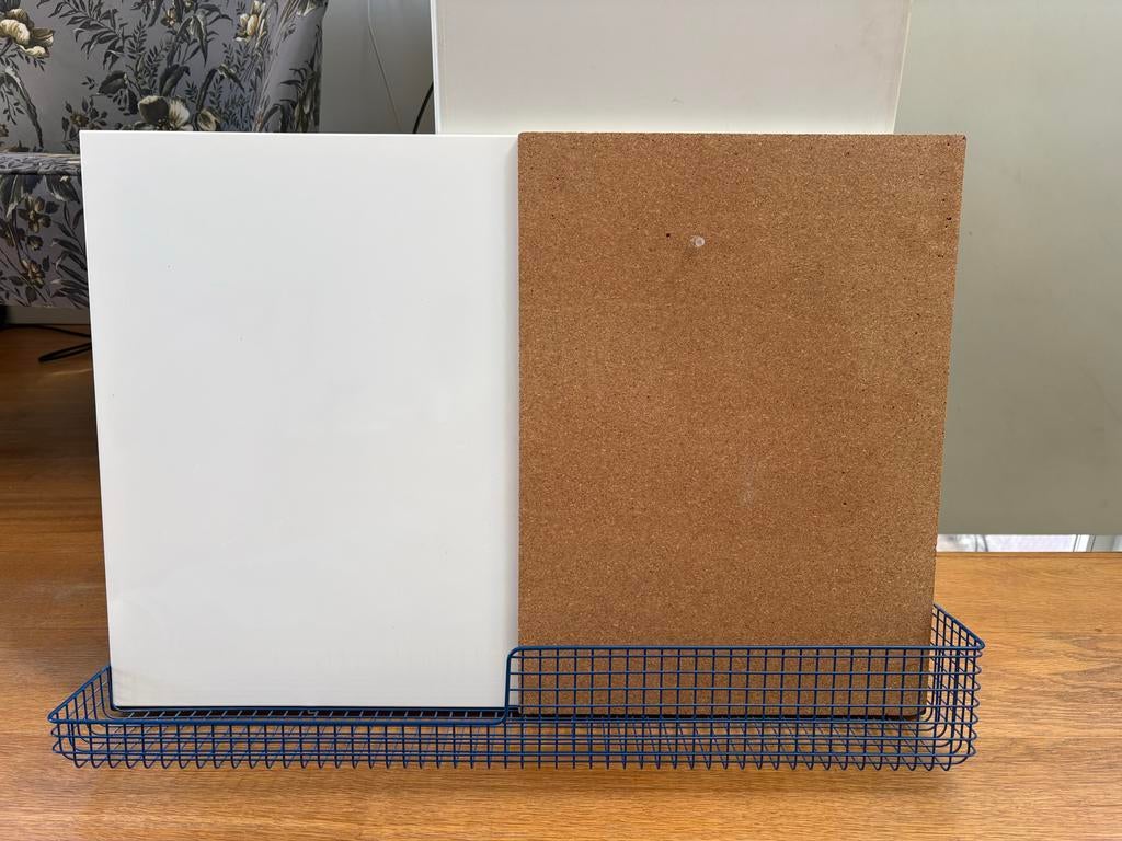 Prikbord & whiteboard set in houder – praktisch en stijlvol, Ophalen, Zo goed als nieuw, Prikbord