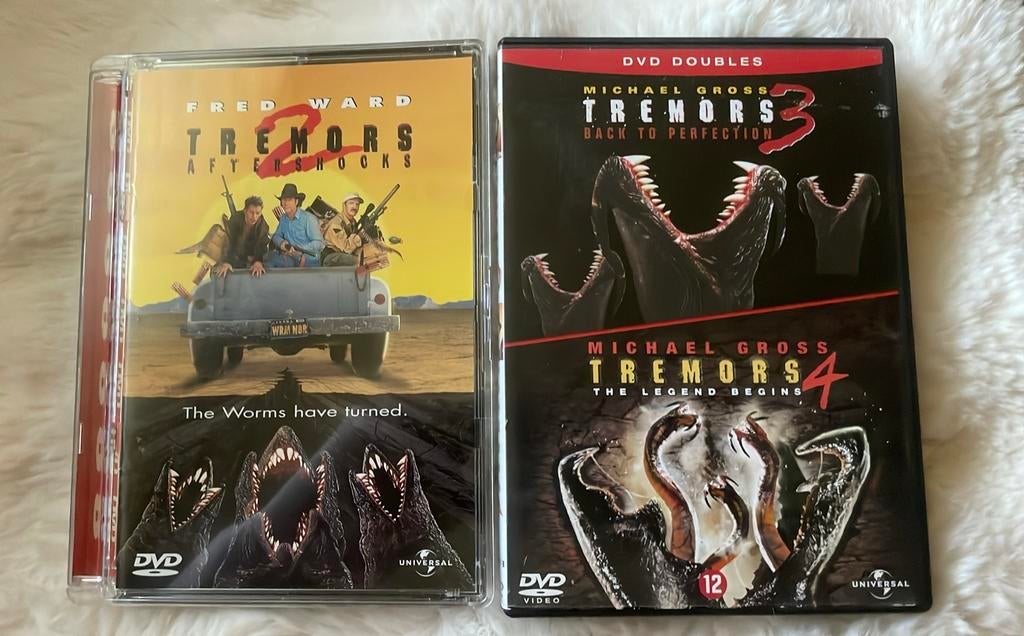 Tremors, Vanaf 16 jaar, Ophalen of Verzenden, Zo goed als nieuw, Overige genres