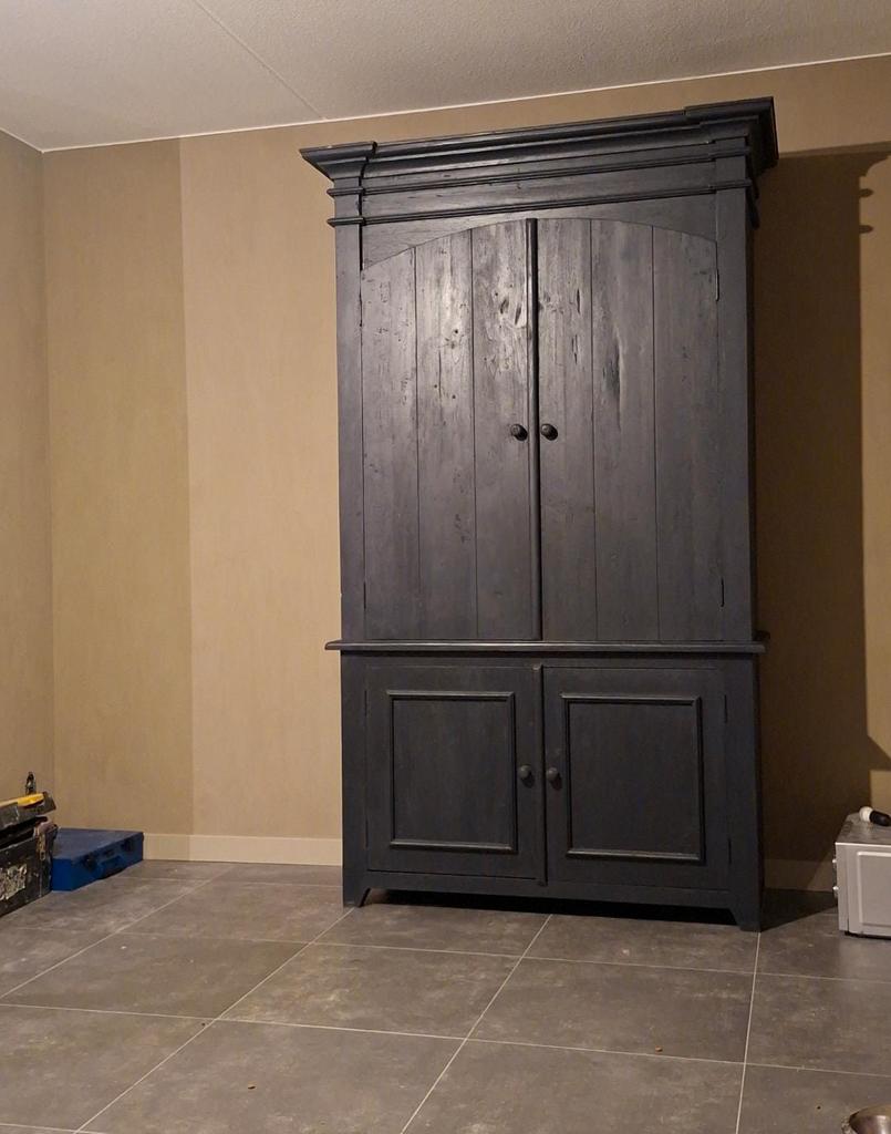 Landelijke kast, Ophalen, 100 tot 150 cm, 200 cm of meer, Zo goed als nieuw