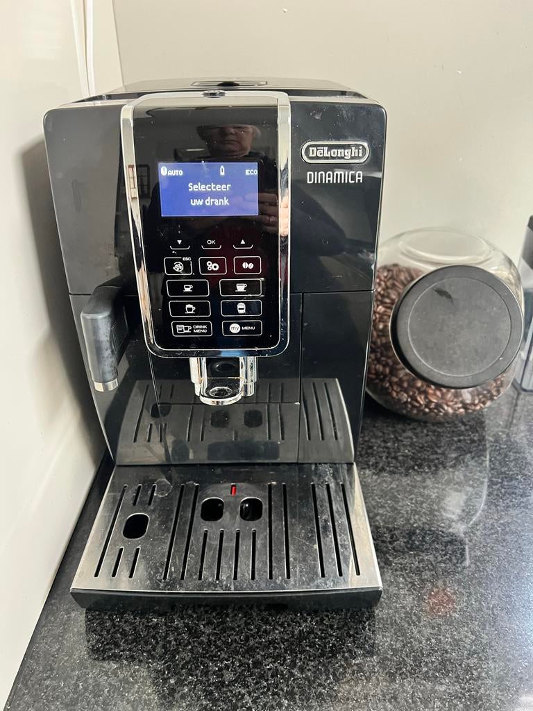 DeLonghi Dinamica bonen koffiezetapparaat, Ophalen, Afneembaar waterreservoir, Gebruikt, Koffiemachine