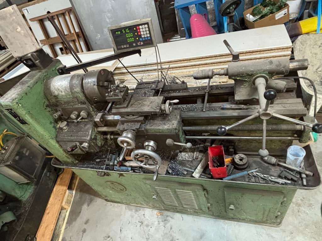 Metaaldraaibank met Digitale Uitlezing, Ophalen, Gebruikt, Metaaldraaibank, 500 tot 1000 mm