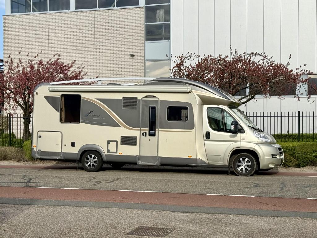 Bürstner Ixeo Plus 724 IT 2013 80.000KM 177PK, Ringverwarming, Bedrijf, Half-integraal, Cassettetoilet