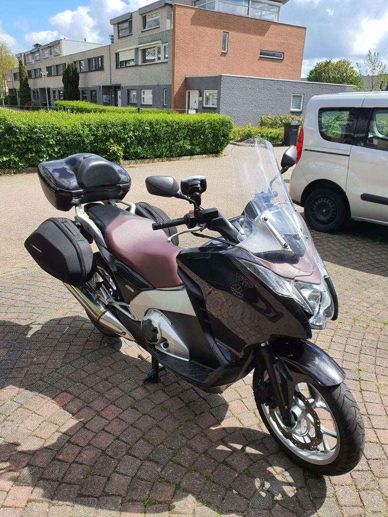 Honda Integra 700 DCT – Automaat – Comfort & Zuinig, Particulier, Toermotor