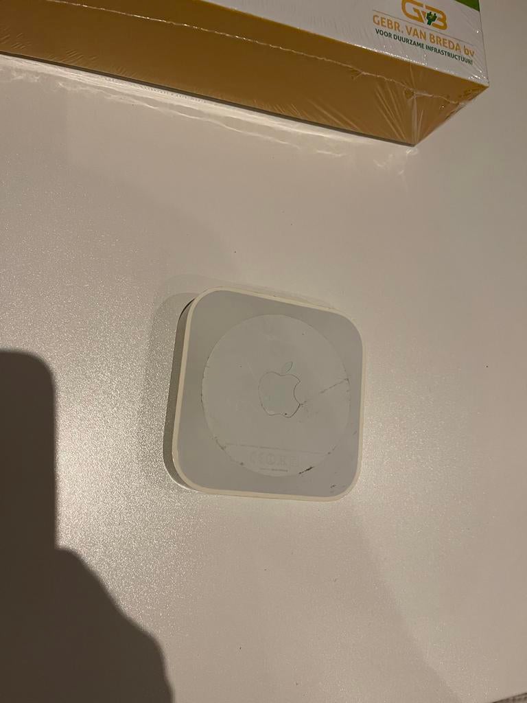 Apple AirPort Express 2e gen (A1392) - Router/AirPlay, Computers en Software, Ophalen of Verzenden, Gebruikt, Router