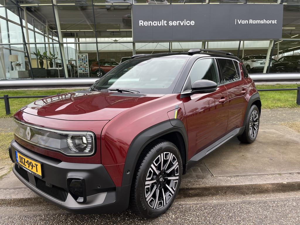 Renault 4 comfort range iconic 52 kWh / Camera / Stoelverw.+, 12 maanden, Gebruikt, Zwart, Leder en Stof